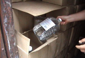 Полицейские изъяли 54 тысячи литров алкоголя
